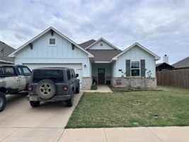 featured image of 324 Bronco Dr