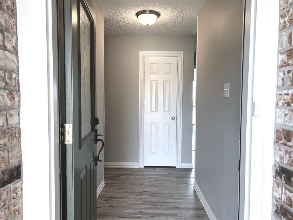 202 S Sendero Dr - Photo 7 of 18