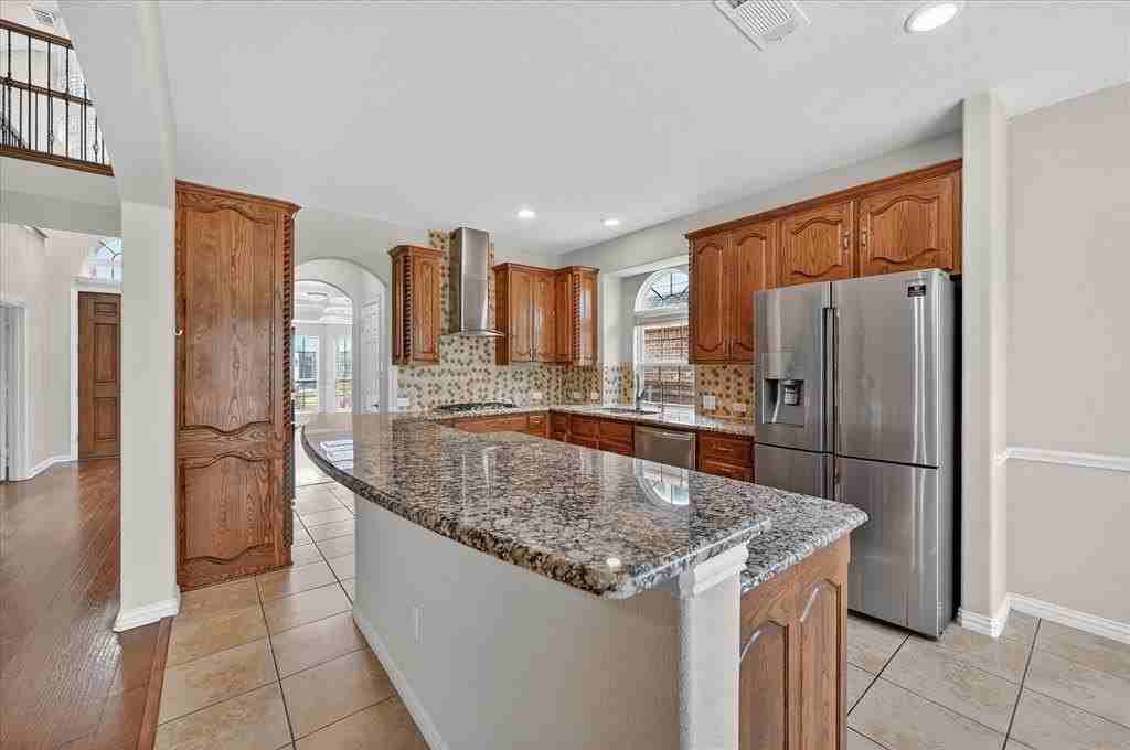 9821 Nolina Rd - Photo 7 of 40