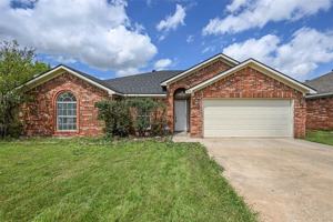 featured image of 809 Elbe Dr