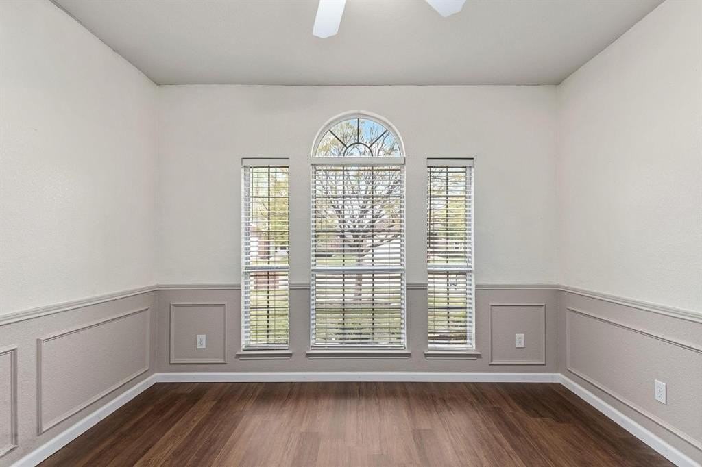 8832 Stirrup Way - Photo 5 of 30