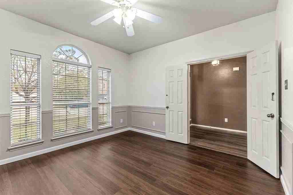 8832 Stirrup Way - Photo 7 of 30