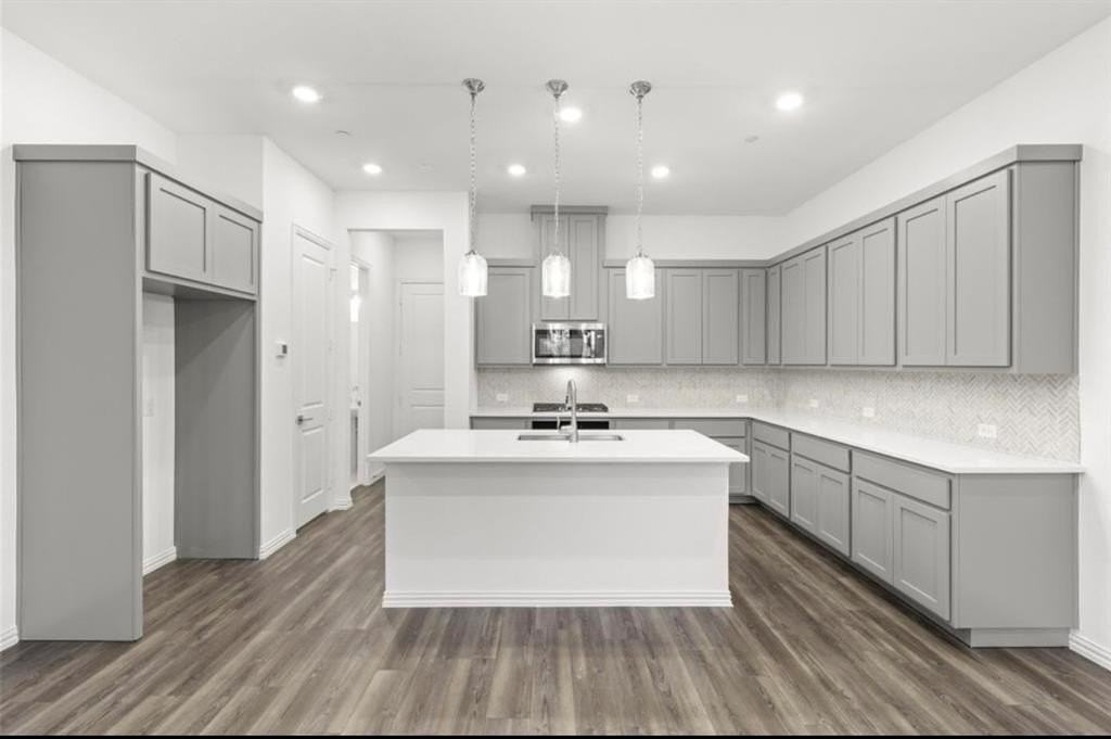 5909 Baritone Ct - Photo 4 of 40