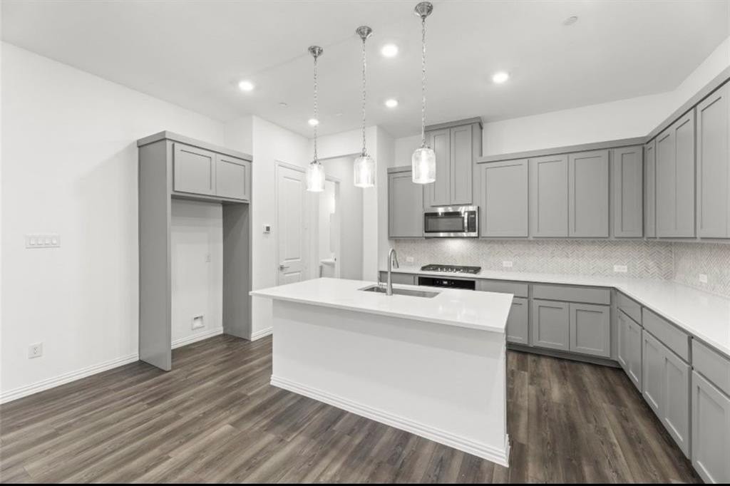 5909 Baritone Ct - Photo 5 of 40