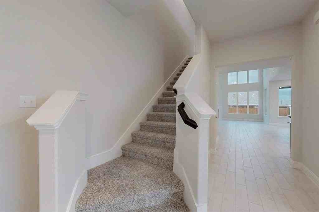 200 Tartane Dr - Photo 3 of 39