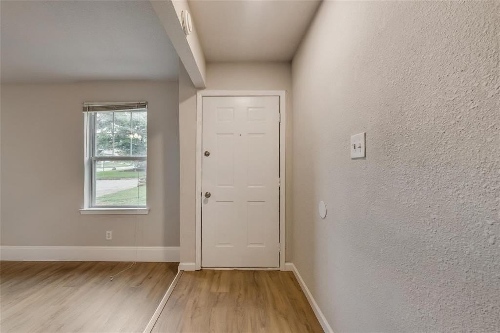 4200 Snow Mass Dr - Photo 5 of 19