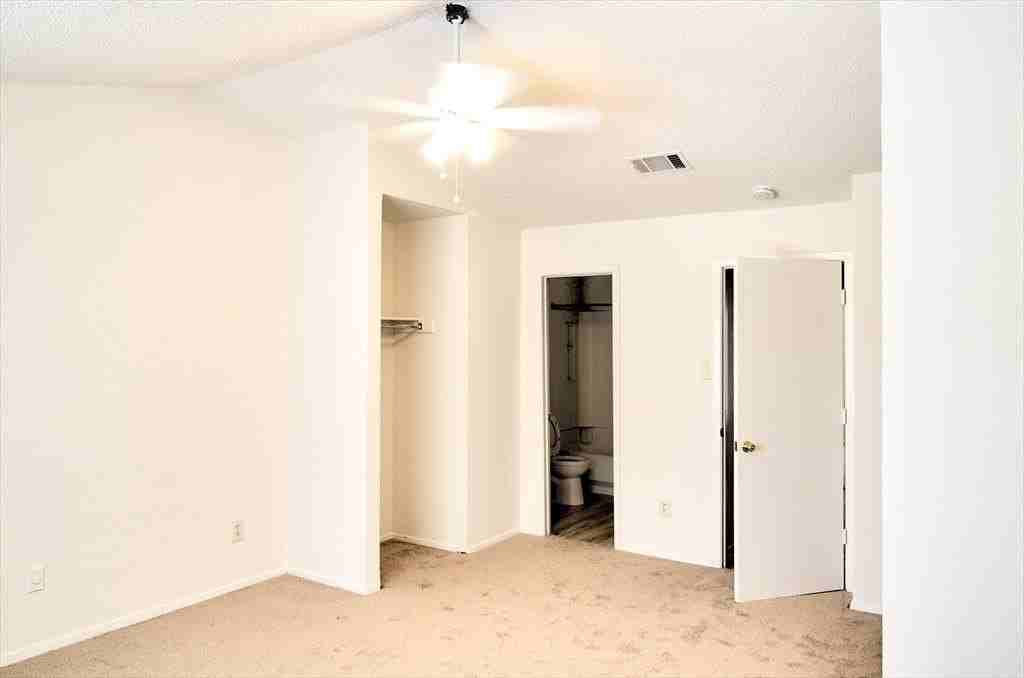 9563 Olde Towne Row - Photo 5 of 7