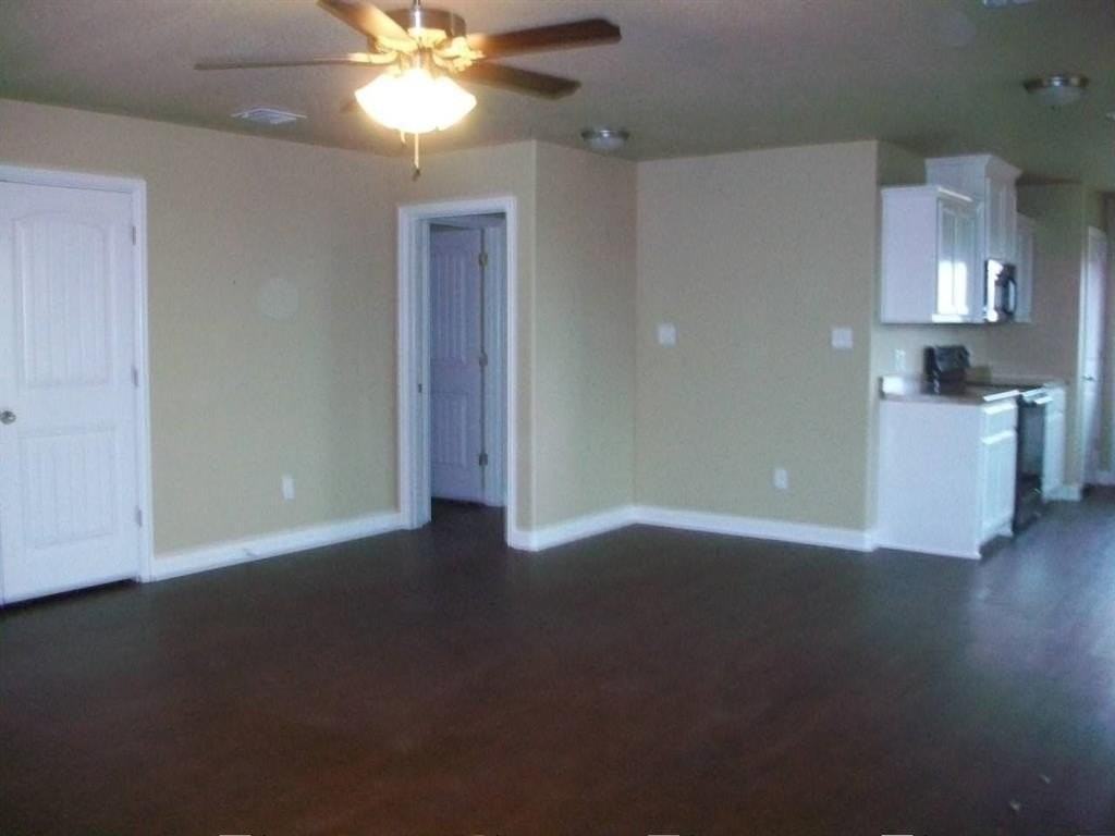 3006 Weave Ct - Photo 4 of 23