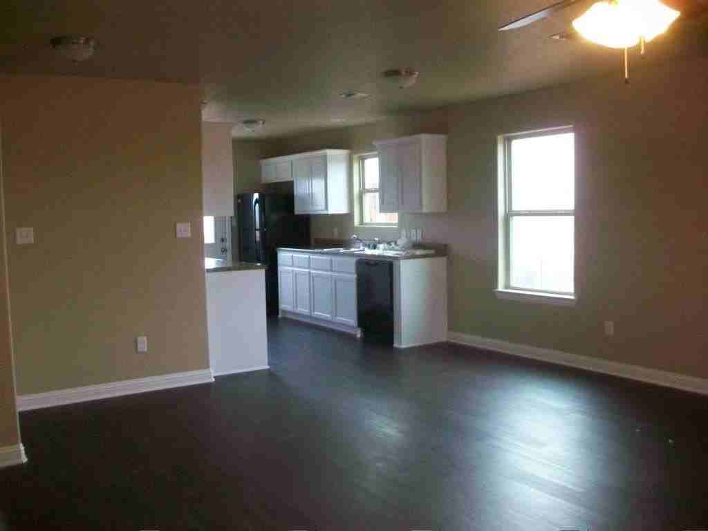 3006 Weave Ct - Photo 5 of 23