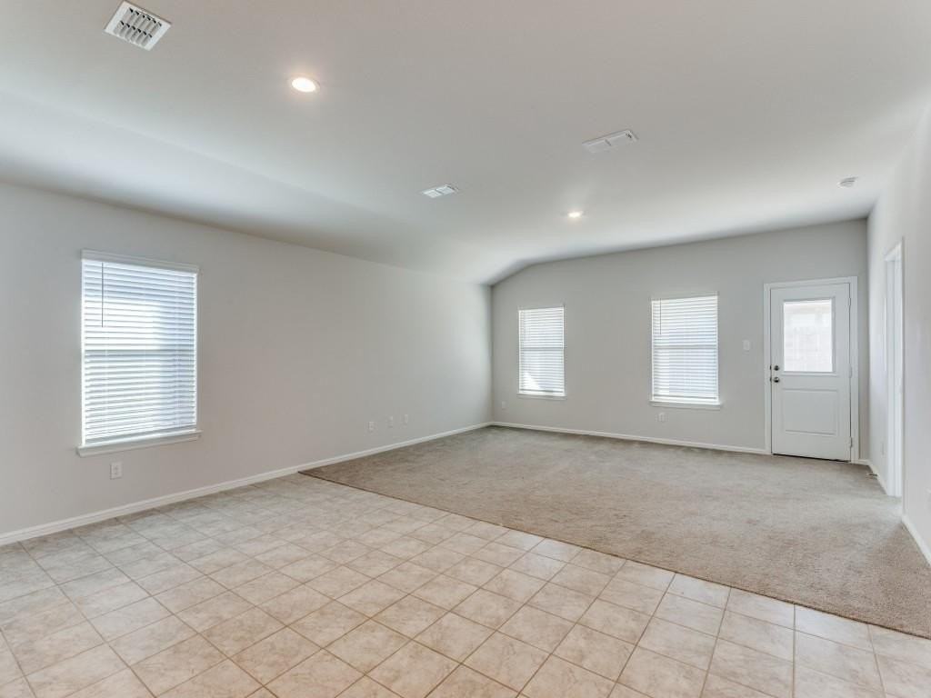 233 Abingdon St - Photo 4 of 12