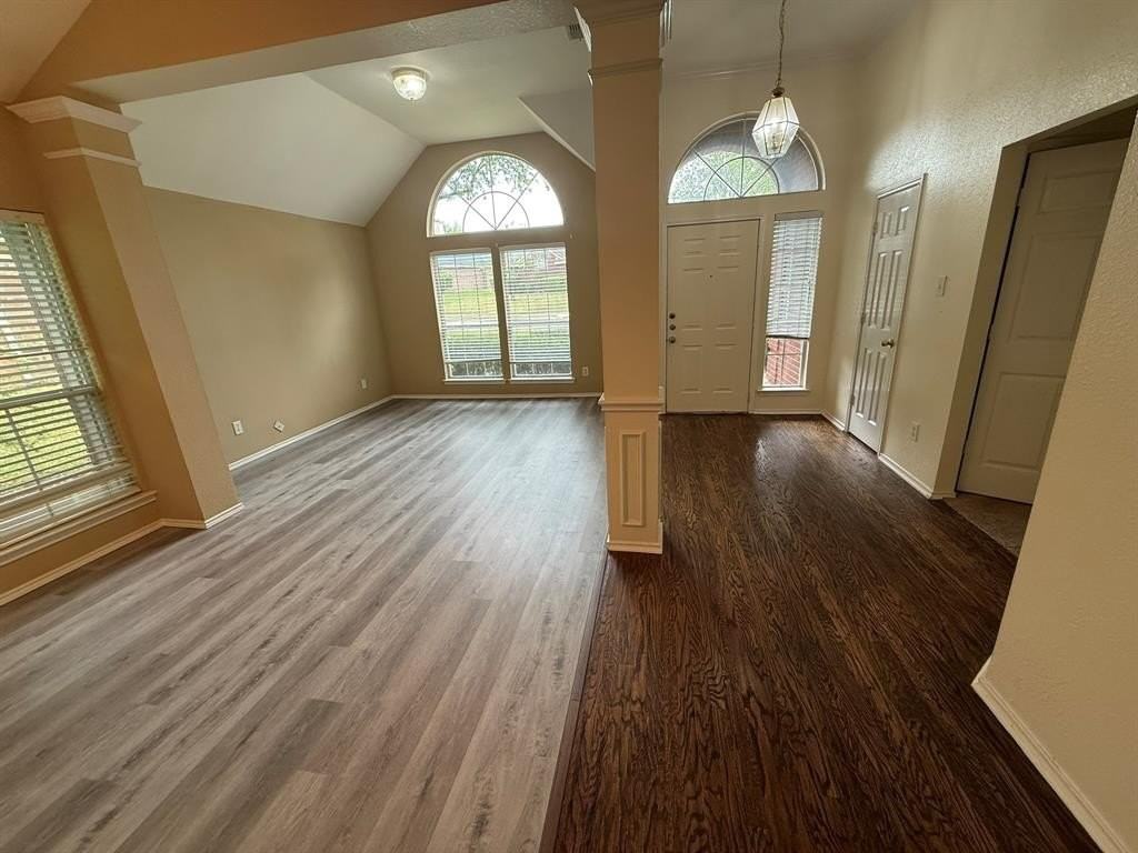 7789 Lancelot Rd - Photo 4 of 21