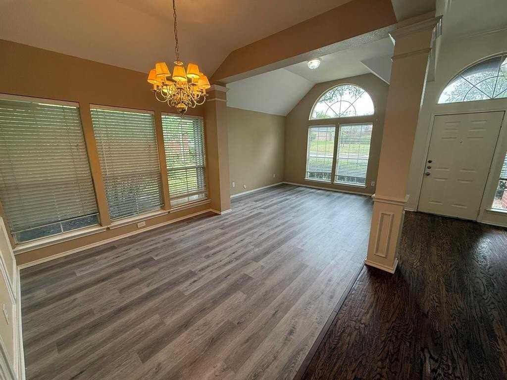 7789 Lancelot Rd - Photo 5 of 21