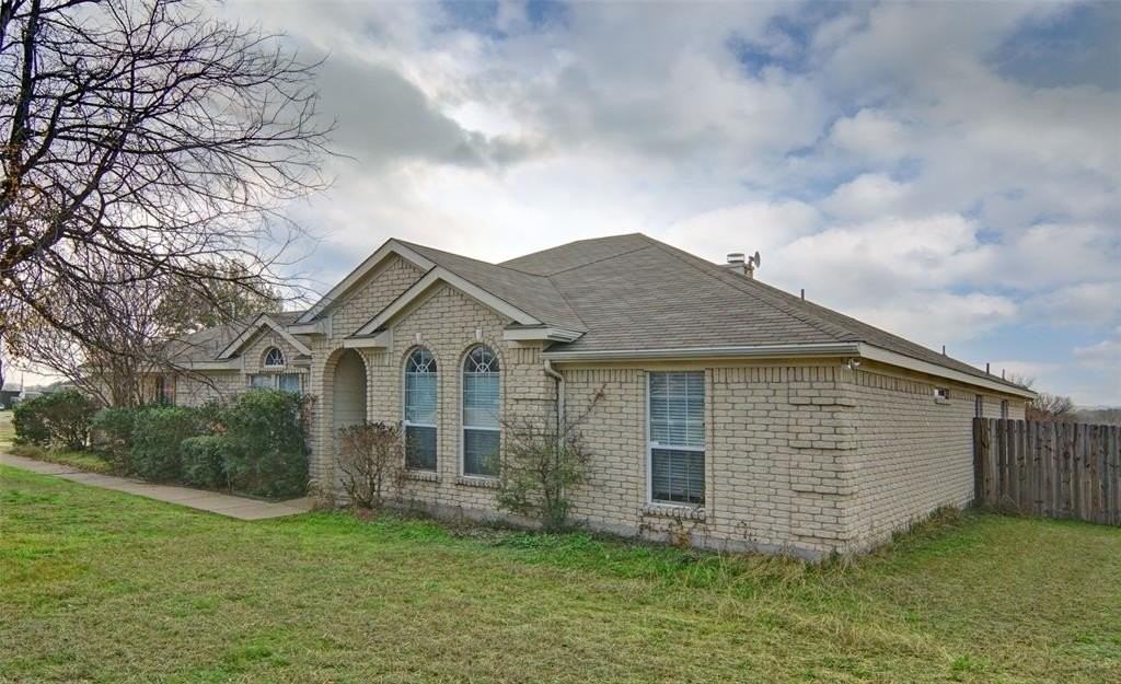 101 Langley Ct - Photo 4 of 25