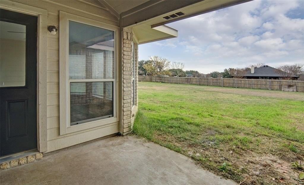 101 Langley Ct - Photo 6 of 25