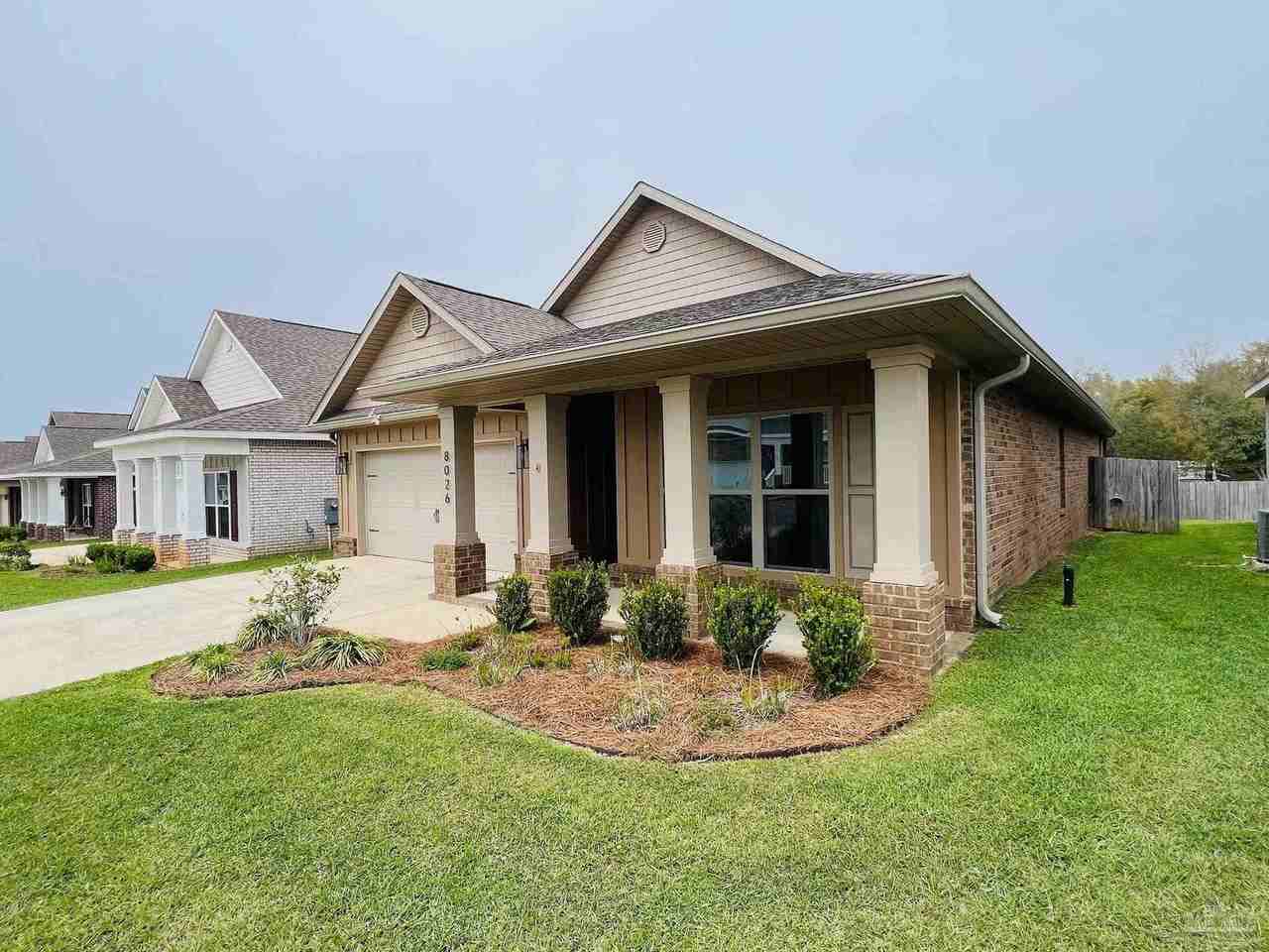 8026 Burnside Loop - Photo 2 of 34