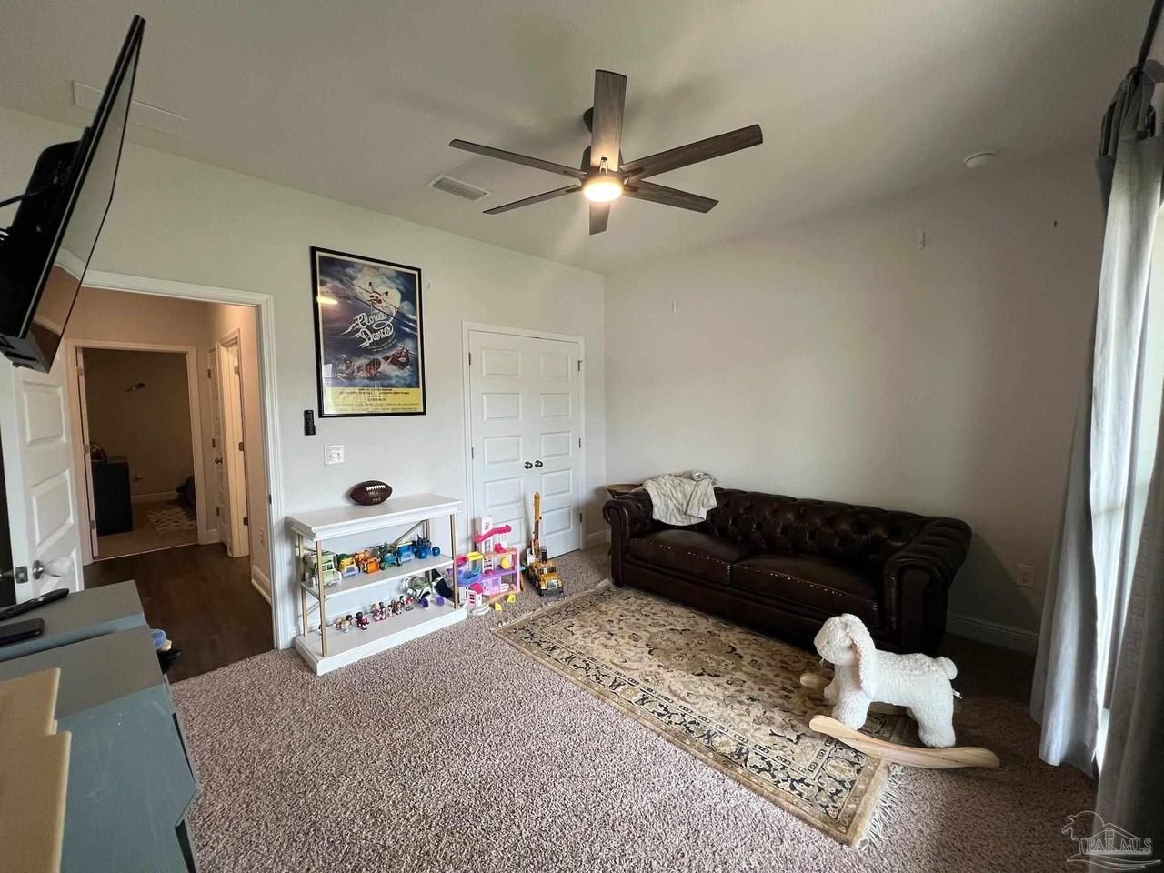 8026 Burnside Loop - Photo 4 of 34