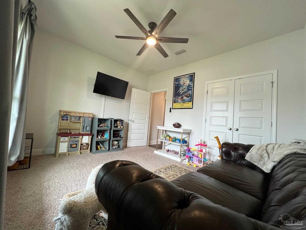 8026 Burnside Loop - Photo 5 of 34