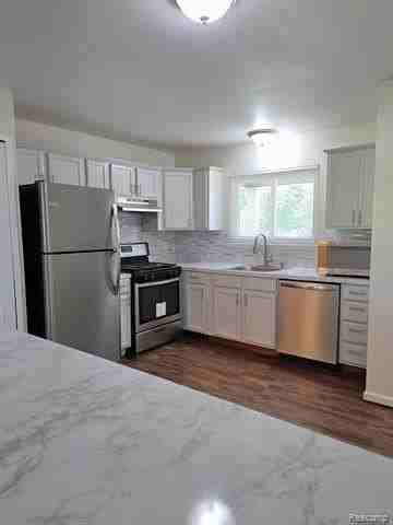 44497 Savery Dr - Photo 6 of 29