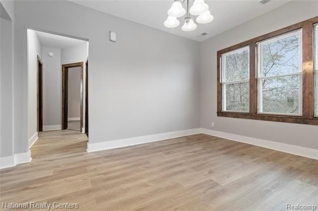 767 Navahoe St - Photo 7 of 44