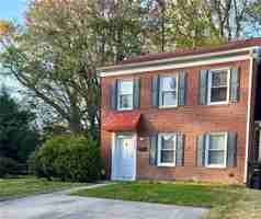 featured image of 5234 Clover Hill Dr