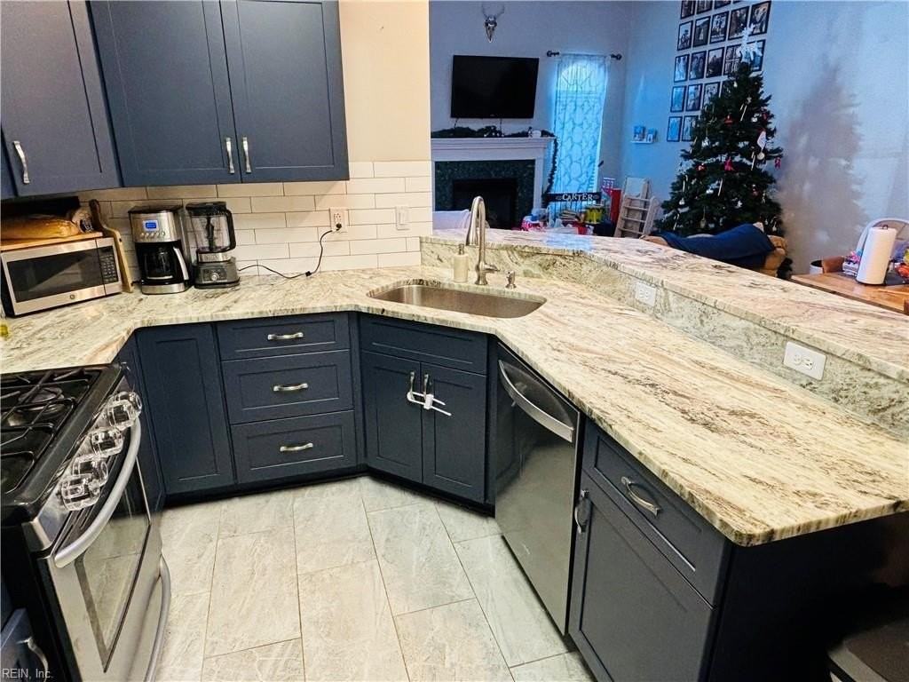 846 S Lake Cir - Photo 5 of 19