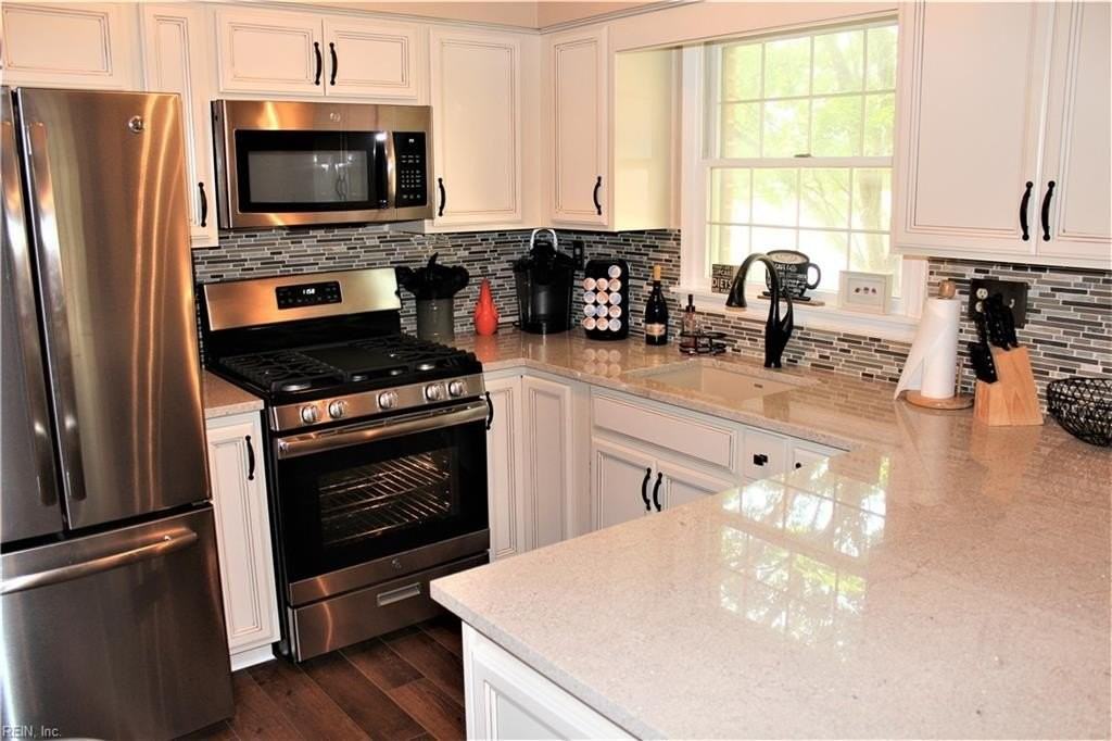 561 Kristy Ct - Photo 6 of 22