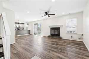 featured image of 285 Ferdinand Cir