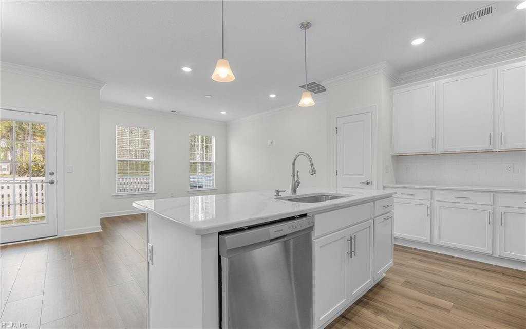 4948 Apricot Way - Photo 5 of 27