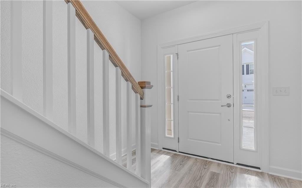 4944 Apricot Way - Photo 3 of 25