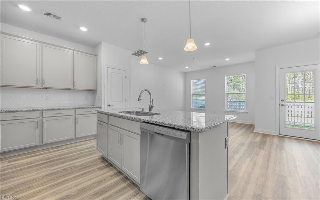 4944 Apricot Way - Photo 4 of 25