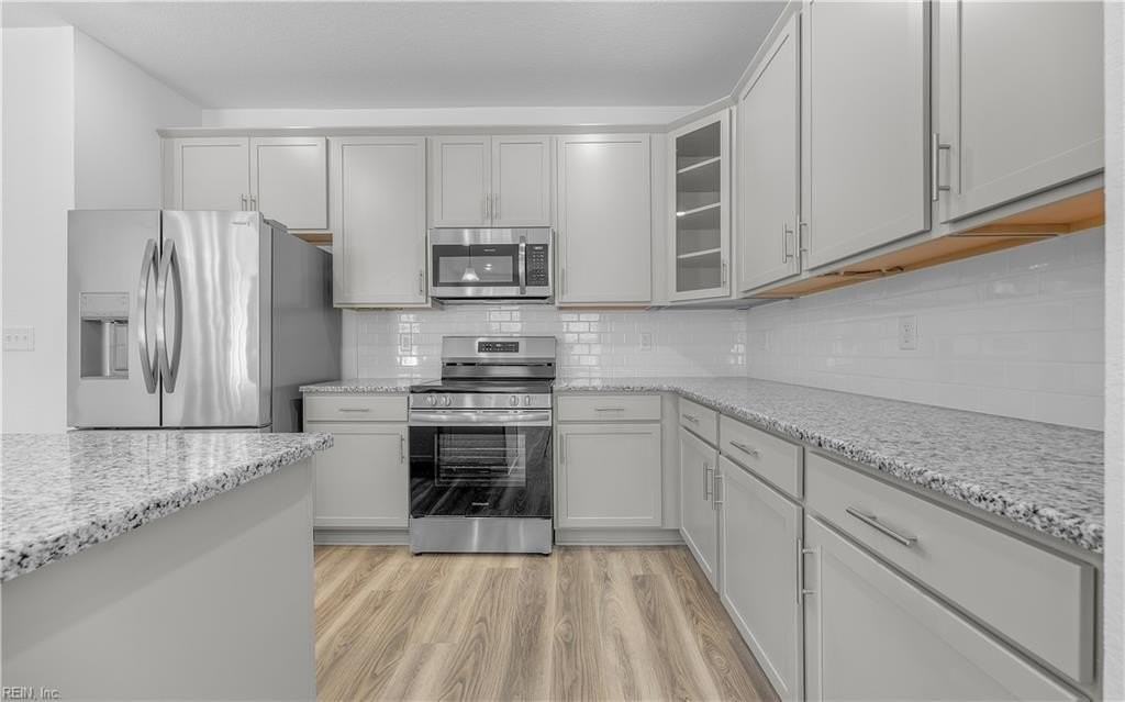 4944 Apricot Way - Photo 7 of 25