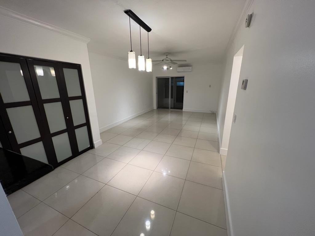 1560 Ne 127th St #113 - Photo 5 of 12