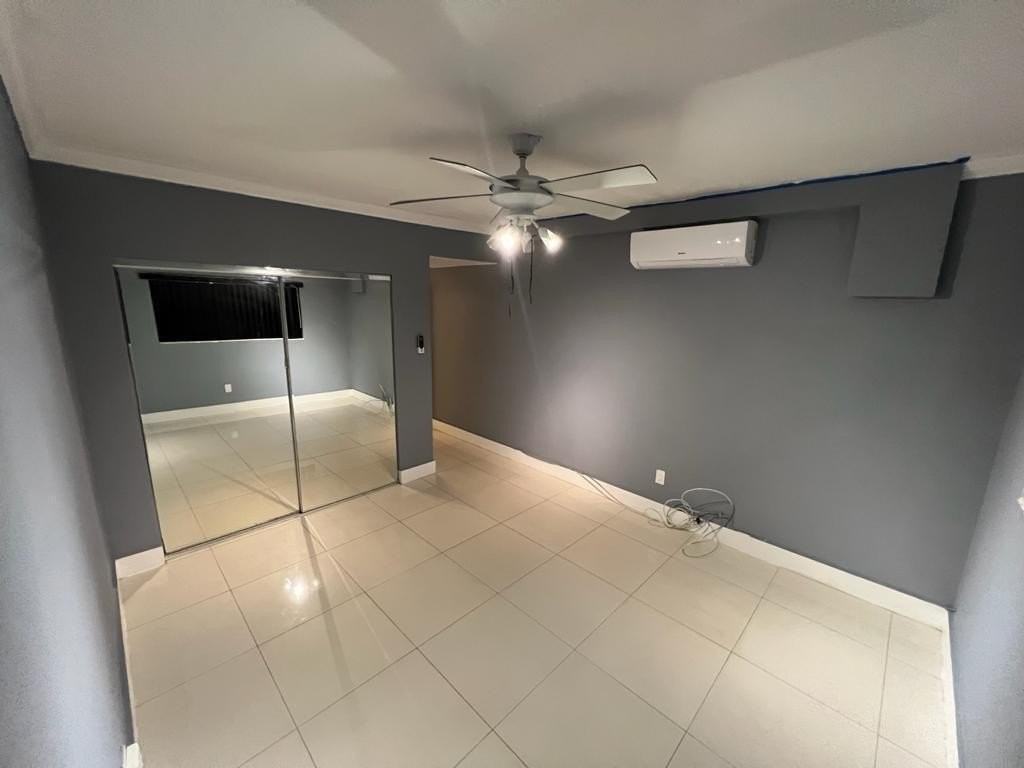 1560 Ne 127th St #113 - Photo 6 of 12