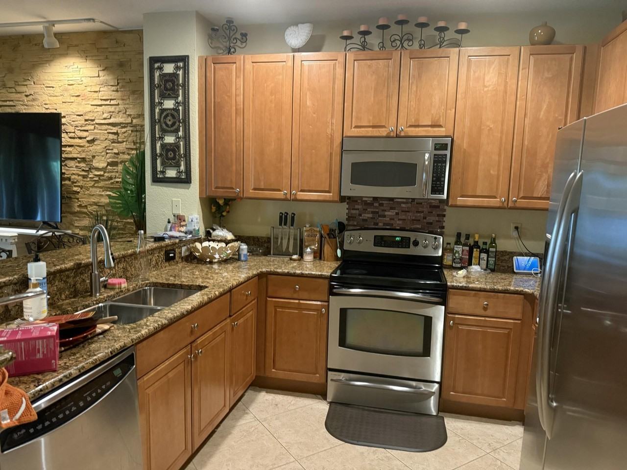 3171 Sw Otter Ln - Photo 2 of 5