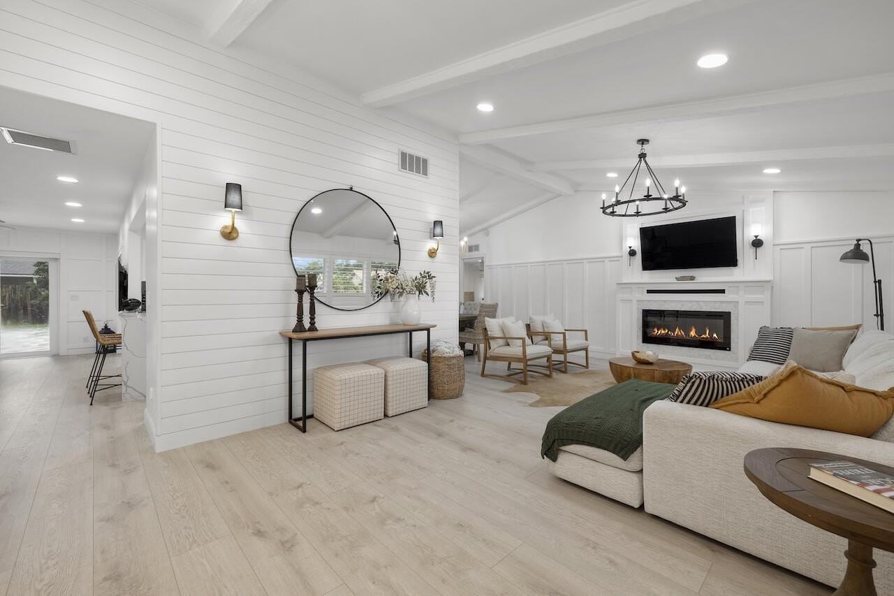 1145 Hickory Trl - Photo 4 of 29