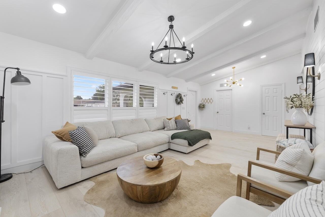 1145 Hickory Trl - Photo 6 of 29