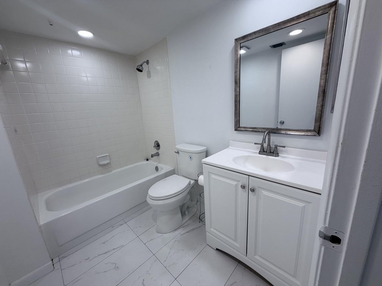 1200 Sw 125th Ave #309L - Photo 7 of 20