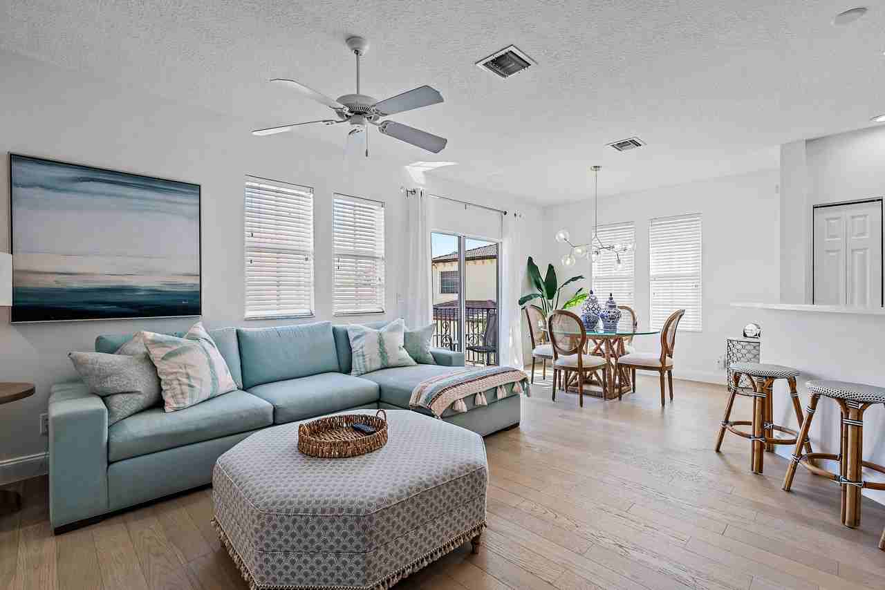 114 Evergrene Pkwy - Photo 3 of 13