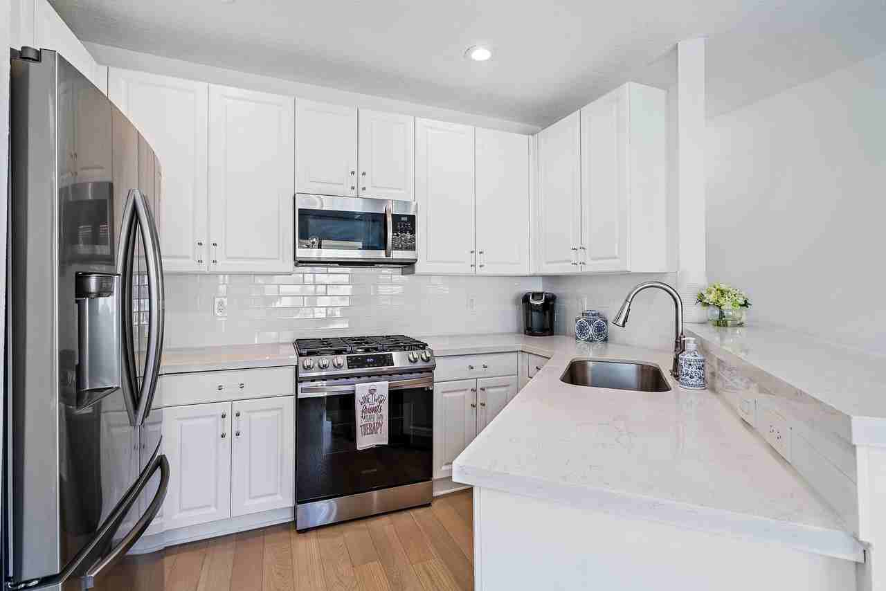 114 Evergrene Pkwy - Photo 5 of 13