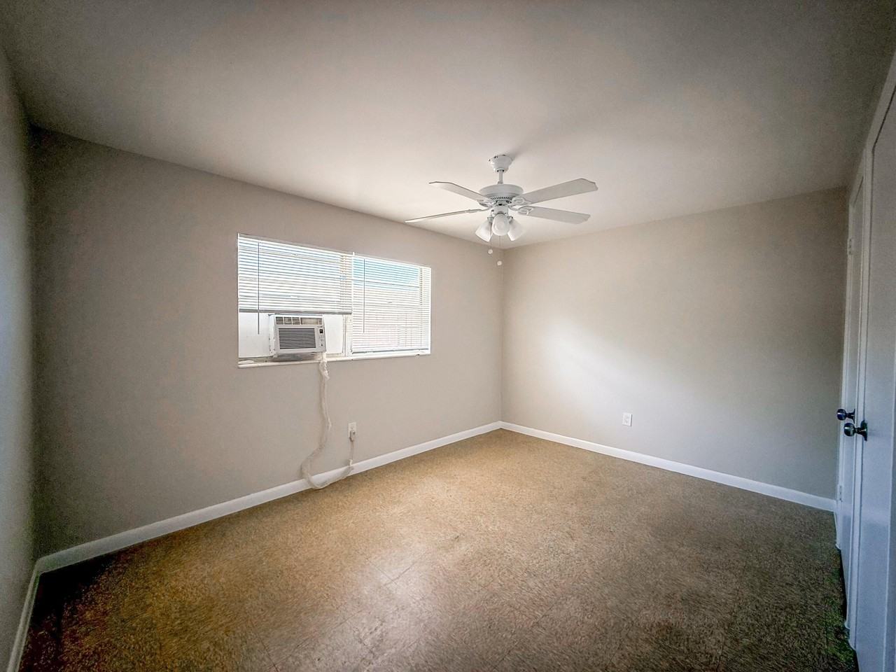 3455 Hi St - Photo 5 of 15