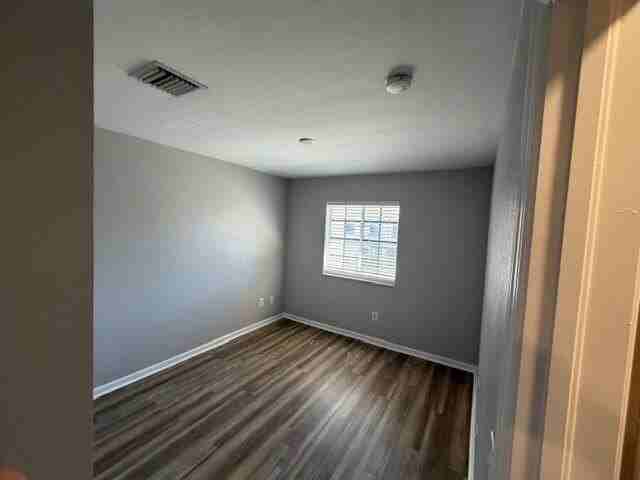 2024 Freeport Ln - Photo 2 of 14
