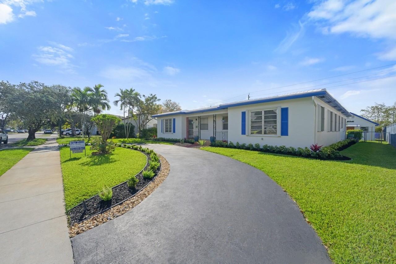 1706 Dewey St - Photo 3 of 25