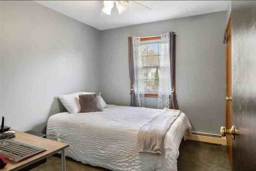 13 Newbury St - Photo 7 of 10