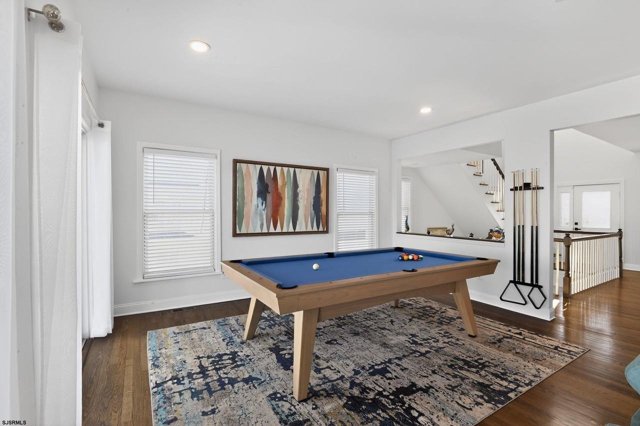 739 N Massachusetts Ave - Photo 6 of 40