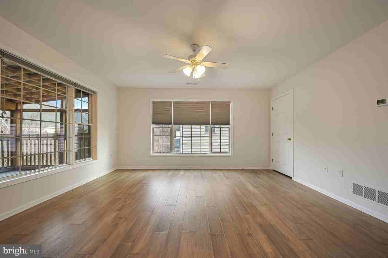 93 Wyatt St - Photo 3 of 15