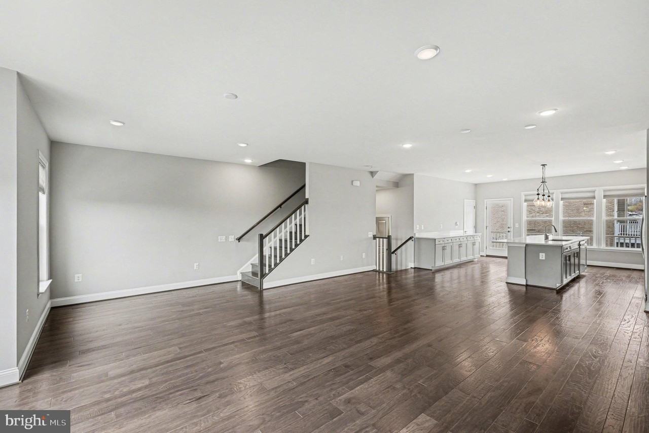 1703 Cottonwood Grove Rd - Photo 7 of 50