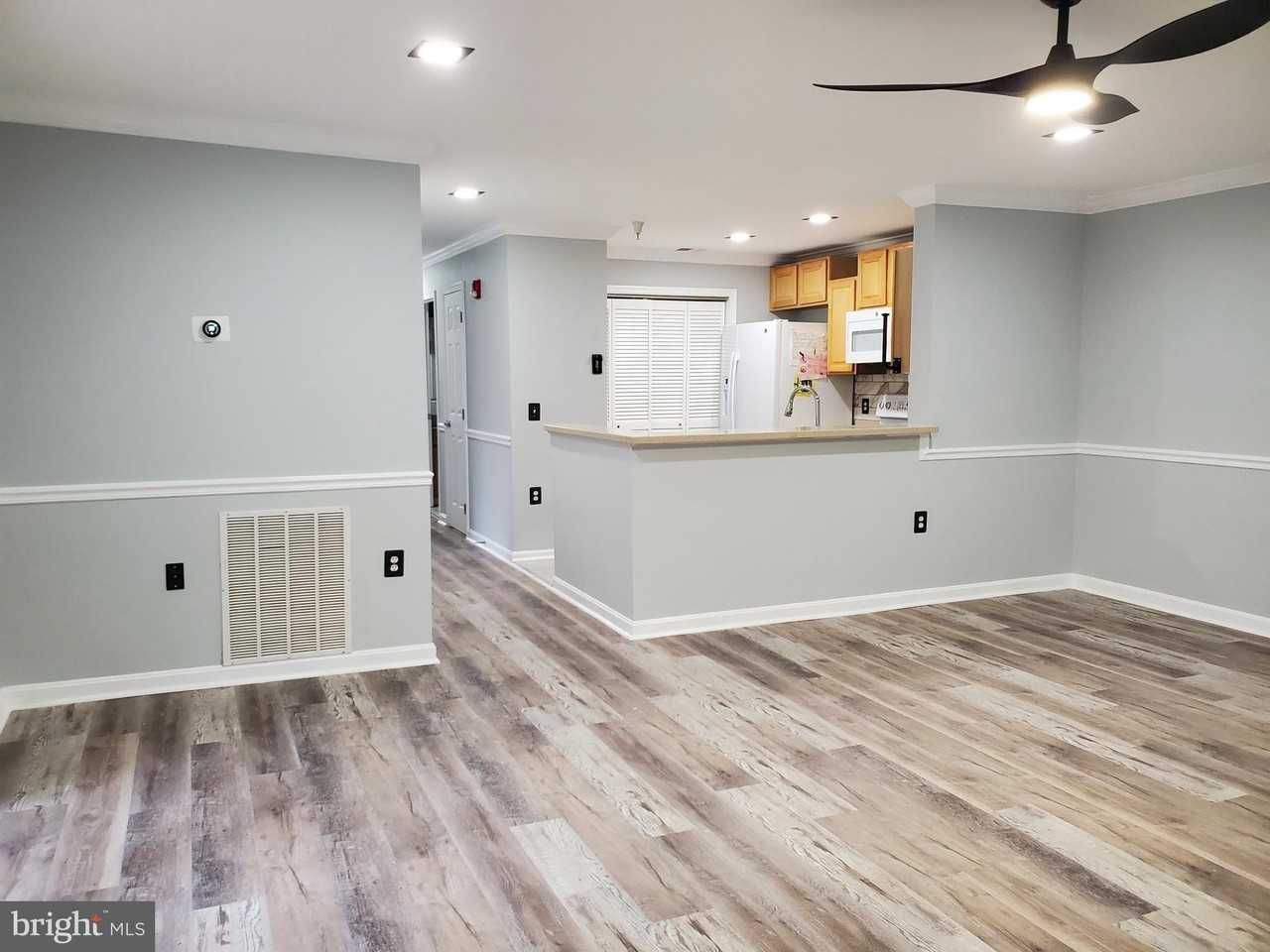 503 Garrison Woods Dr Apt 213 - Photo 4 of 15