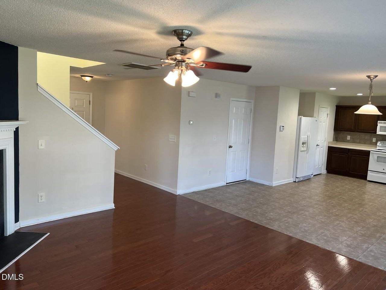 609 Magna Dr - Photo 6 of 24