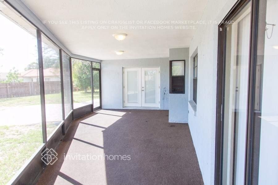 7314 Royal Crescent Ct - Photo 3 of 7