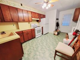 featured image of 70 Alexander St #1